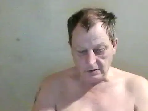 Snapshot of chubbybear2cum chatting on February 2025 02:03:02 AM chubbybear2cum online show from February 2025 02:03:02 AM