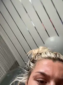 IrishTeenBarbie69 online show from March 2026 01:36:01 PM