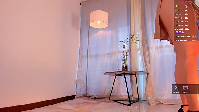  Miss Kimm online show from February 2025 11:56:01 AM