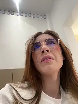  Miss Kimm online show from March 2026 12:27:02 PM