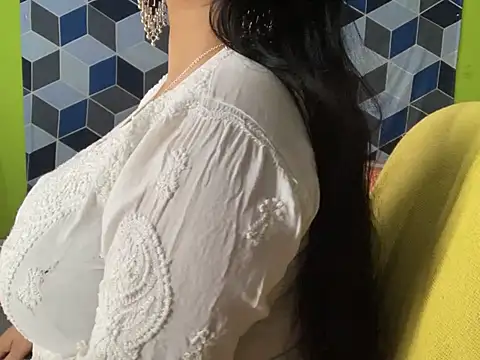 Aishwarya 101  online show from January 2025 05:32:01 PM