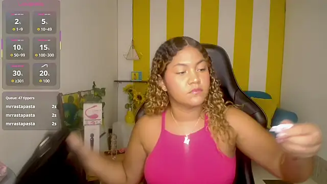 Cristal War online show from November 2025 11:18:02 PM