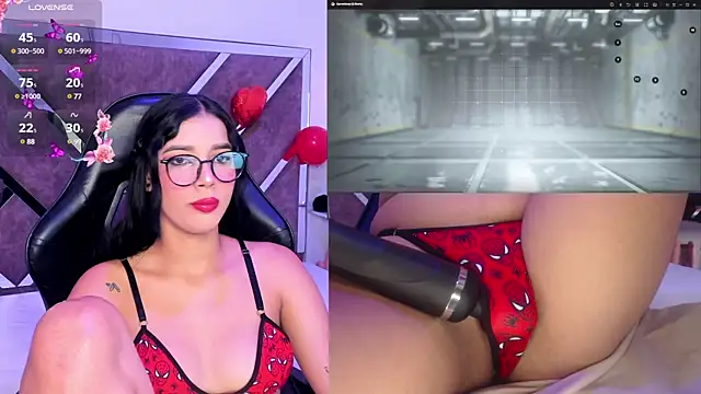 Snapshot of SweetieCloe_ chatting on February 2025 09:31:01 PM SweetieCloe online show from February 2025 09:31:01 PM