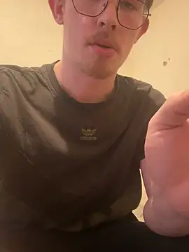 Snapshot of sollzii chatting on February 2025 01:38:01 AM sollzii online show from February 2025 01:38:01 AM