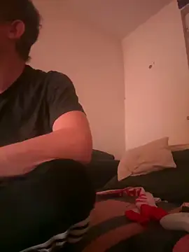 Snapshot of sollzii chatting on March 2025 12:31:01 AM sollzii online show from March 2025 12:31:01 AM