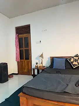 Snapshot of Cinderella-98 chatting on March 2026 05:57:02 AM Cinderella-98 online show from March 2026 05:57:02 AM