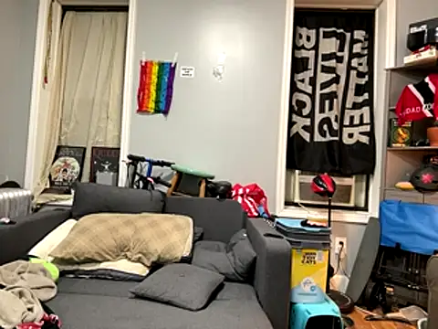 LunaWolfie143 online show from December 2025 12:16:02 AM