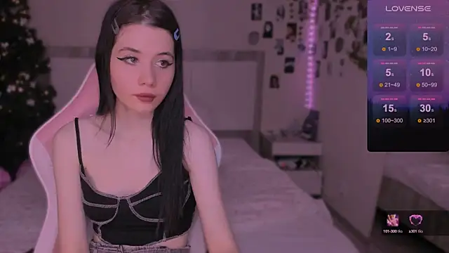 CoddleWeeper  online show from December 2024 09:39:02 AM