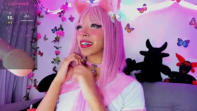 Miss freydis online show from December 2024 03:37:01 AM