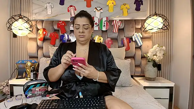 Snapshot of JenSexy_ chatting on July 2026 01:03:01 PM JenSexy online show from July 2026 01:03:01 PM