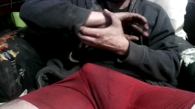 Snapshot of robeaulieu02 chatting on January 2025 10:32:02 AM robeaulieu02 online show from January 2025 10:32:02 AM