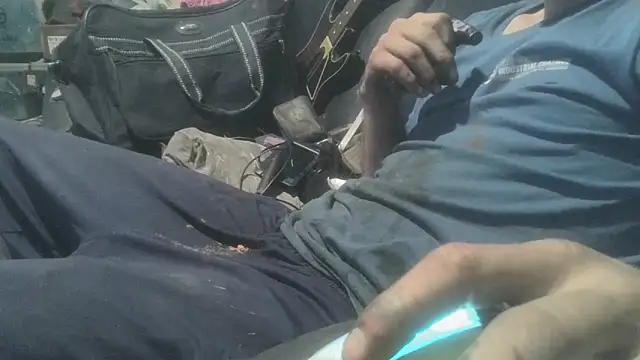 Snapshot of robeaulieu02 chatting on October 2025 02:27:02 PM robeaulieu02 online show from October 2025 02:27:02 PM