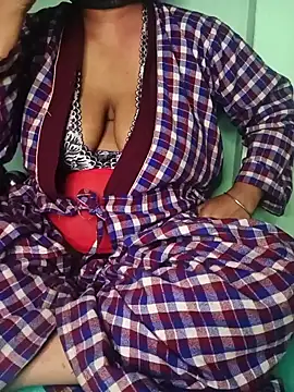 Snapshot of Ritababhi chatting on January 2025 07:07:01 PM Ritababhi online show from January 2025 07:07:01 PM