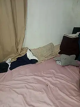 Snapshot of Boypolla11 chatting on January 2025 02:14:01 AM Boypolla11 online show from January 2025 02:14:01 AM