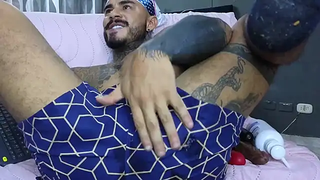 Snapshot of john_cartter1 chatting on January 2025 02:10:01 PM john cartter1 online show from January 2025 02:10:01 PM