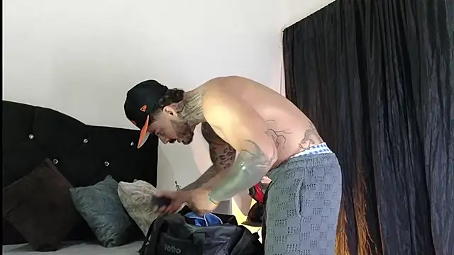 Snapshot of john_cartter1 chatting on October 2025 11:06:01 AM john cartter1 online show from October 2025 11:06:01 AM