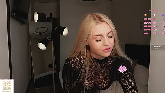 Sandy-the-Squirrel online show from March 2026 02:01:01 PM