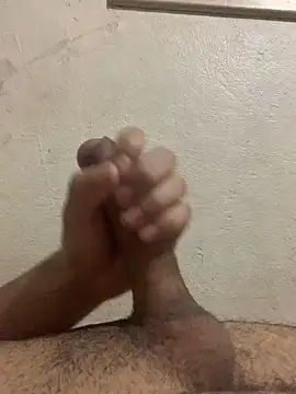 Snapshot of rodrig3105 chatting on March 2025 11:47:02 PM rodrig3105 online show from March 2025 11:47:02 PM