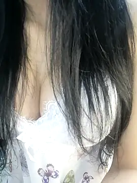  Linez  online show from April 2026 04:25:01 PM