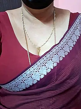 Snapshot of ananya956 chatting on December 2025 05:43:02 PM ananya956 online show from December 2025 05:43:02 PM