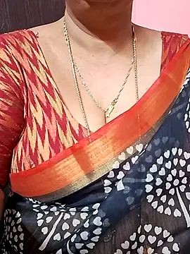 Snapshot of ananya956 chatting on January 2026 12:44:02 PM ananya956 online show from January 2026 12:44:02 PM