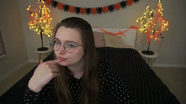 MagicPeachh  online show from October 2025 06:58:01 AM