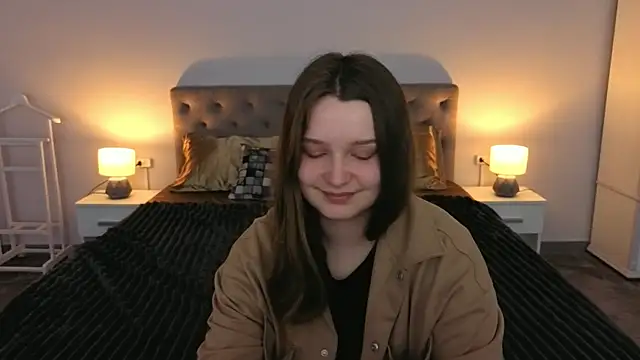 MagicPeachh  online show from April 2026 05:52:01 AM