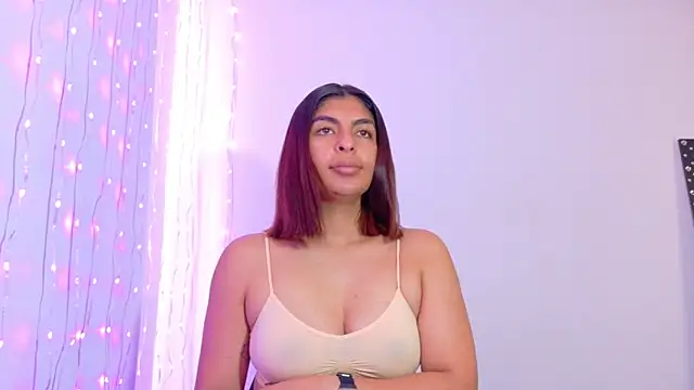 Snapshot of im_anna_ chatting on September 2025 06:42:01 PM im anna  online show from September 2025 06:42:01 PM