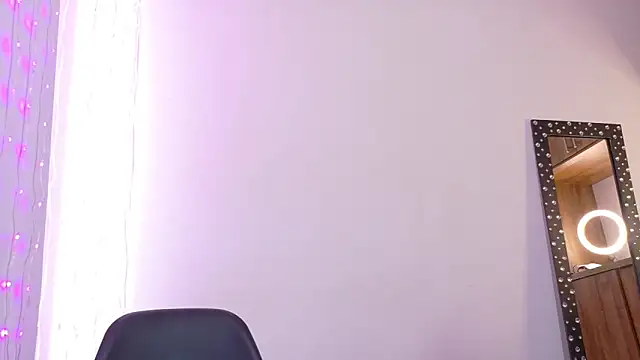 Snapshot of im_anna_ chatting on October 2025 08:09:01 PM im anna  online show from October 2025 08:09:01 PM