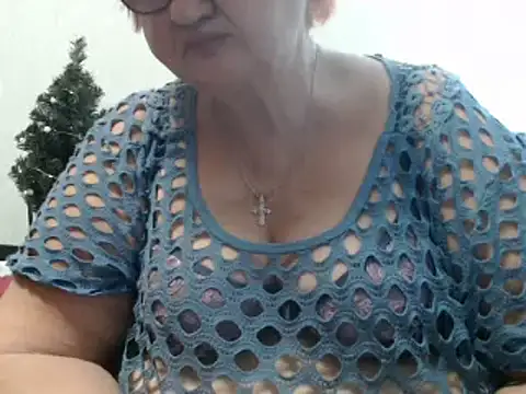 Snapshot of DeniseeRose chatting on December 2024 05:59:02 AM DeniseeRose online show from December 2024 05:59:02 AM