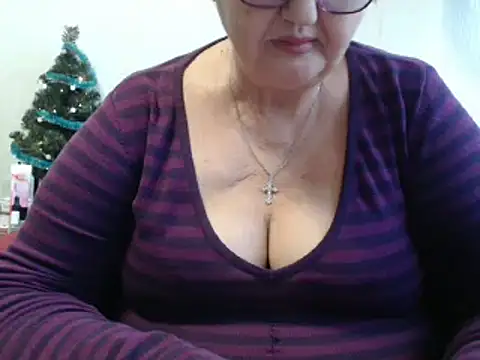 Snapshot of DeniseeRose chatting on December 2024 10:16:02 AM DeniseeRose online show from December 2024 10:16:02 AM