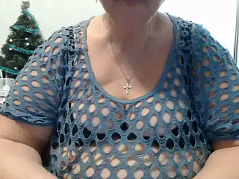 Snapshot of DeniseeRose chatting on January 2025 12:11:01 AM DeniseeRose online show from January 2025 12:11:01 AM