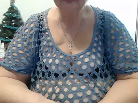 Snapshot of DeniseeRose chatting on January 2025 02:14:02 PM DeniseeRose online show from January 2025 02:14:02 PM