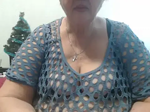 Snapshot of DeniseeRose chatting on January 2025 04:13:01 PM DeniseeRose online show from January 2025 04:13:01 PM