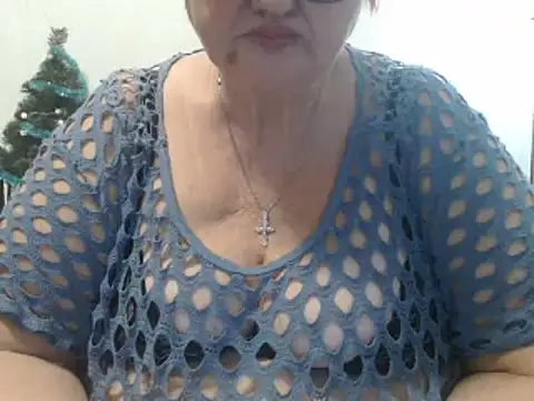 Snapshot of DeniseeRose chatting on January 2025 08:37:02 PM DeniseeRose online show from January 2025 08:37:02 PM