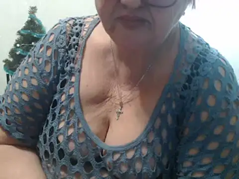 Snapshot of DeniseeRose chatting on January 2025 12:41:01 AM DeniseeRose online show from January 2025 12:41:01 AM