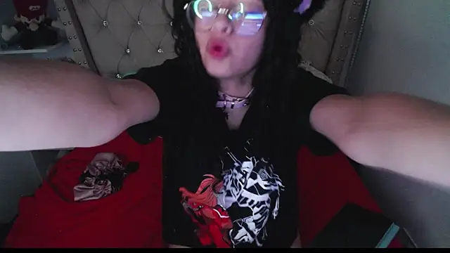 CherieCurl online show from November 2025 12:48:02 PM