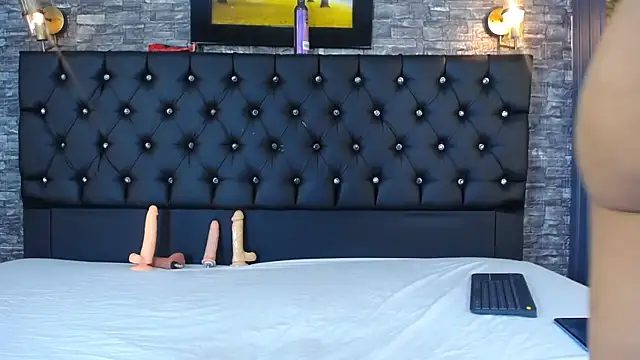 Malory Cortez online show from November 2025 12:22:02 AM