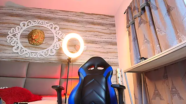 Bella salvatore online show from September 2025 02:49:02 PM