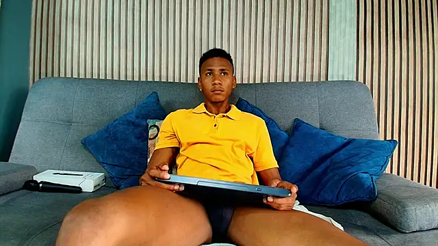 Ethan Fox11 online show from February 2026 01:40:01 PM