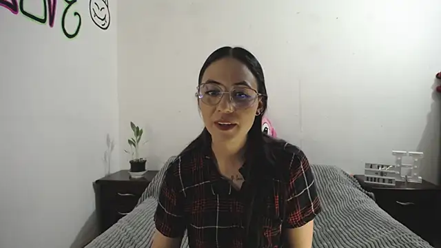 Snapshot of anny_roberts chatting on December 2024 12:00:02 AM anny roberts online show from December 2024 12:00:02 AM
