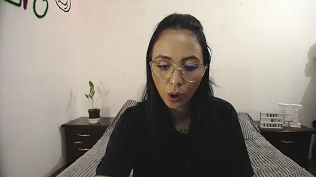Snapshot of anny_roberts chatting on January 2025 06:58:02 PM anny roberts online show from January 2025 06:58:02 PM