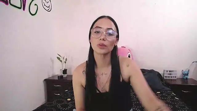 Snapshot of anny_roberts chatting on March 2025 11:16:02 PM anny roberts online show from March 2025 11:16:02 PM