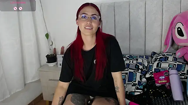 Snapshot of anny_roberts chatting on September 2025 12:14:01 AM anny roberts online show from September 2025 12:14:01 AM