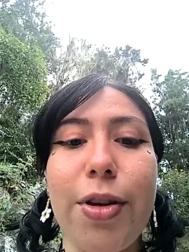 Snapshot of GerallFoxxx chatting on October 2025 01:29:01 PM GerallFoxxx online show from October 2025 01:29:01 PM