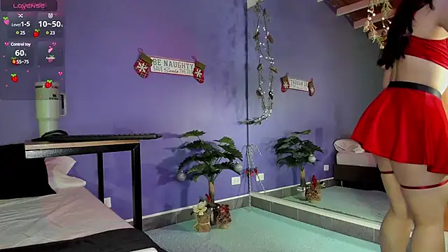 Snapshot of emma_morales chatting on December 2024 11:49:02 AM emma morales online show from December 2024 11:49:02 AM