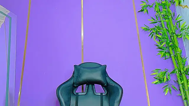 scarlet-jonesx online show from October 2025 03:36:01 PM