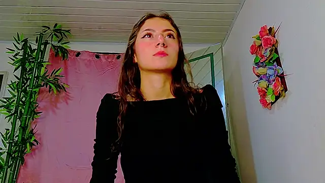 scarlet-jonesx online show from May 2026 10:50:03 PM