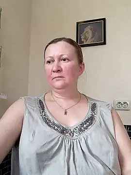 Snapshot of blondyaguar chatting on January 2025 09:34:01 AM blondyaguar online show from January 2025 09:34:01 AM