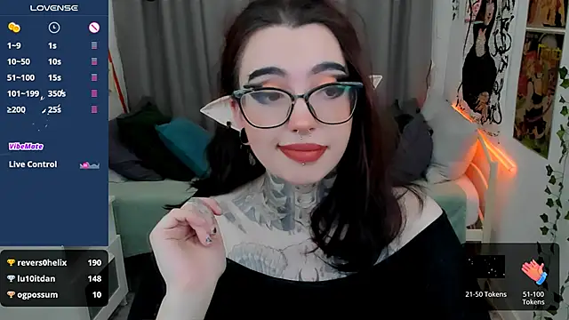 Snapshot of Dixi_Pixi_ chatting on January 2025 08:43:01 AM Dixi Pixi online show from January 2025 08:43:01 AM